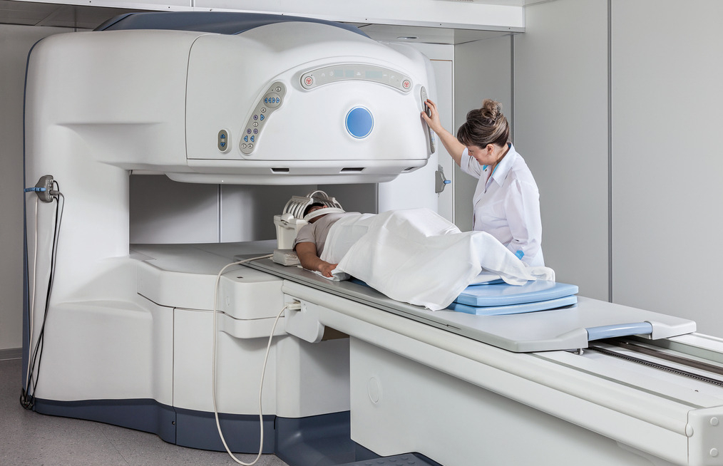 數(shù)控?zé)o觸點(diǎn)穩(wěn)壓器對(duì)醫(yī)療設(shè)備的重要性